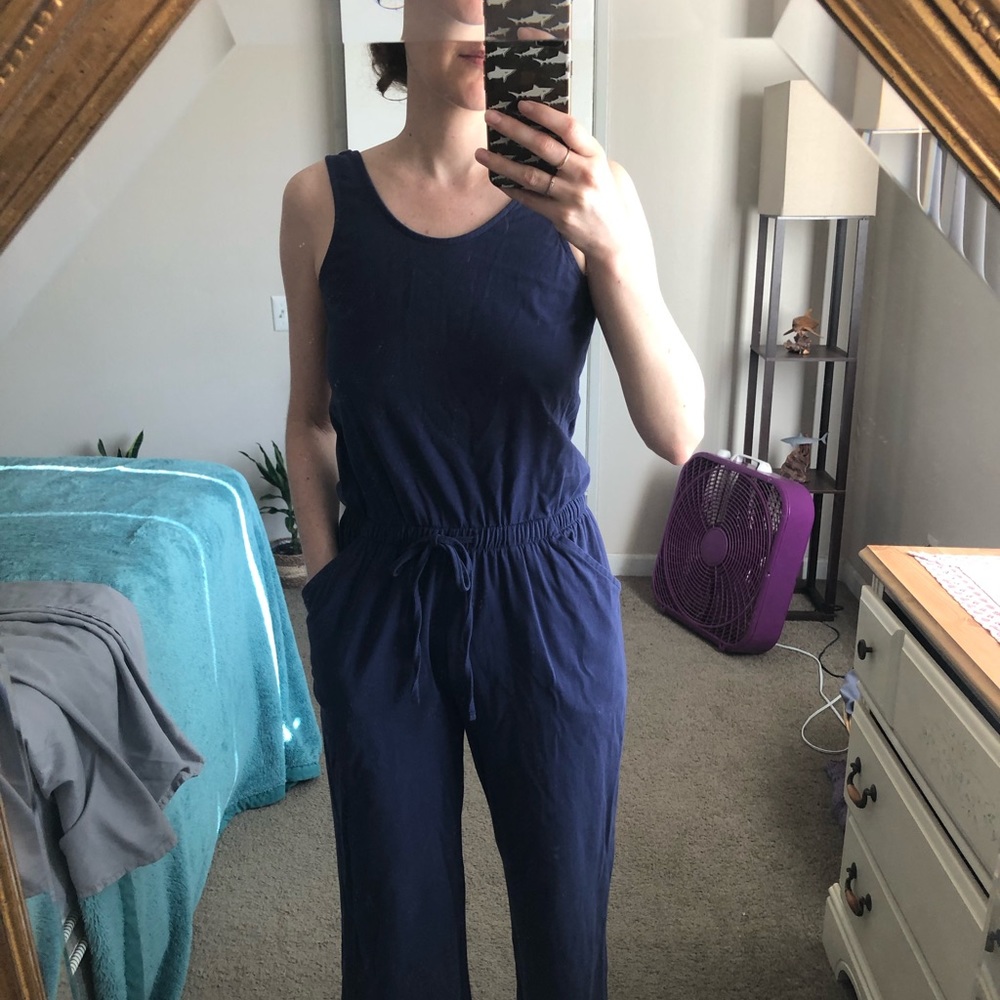 Pact super comfy and lightweight jumpsuit.
